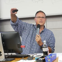 Dr. Teik Toe